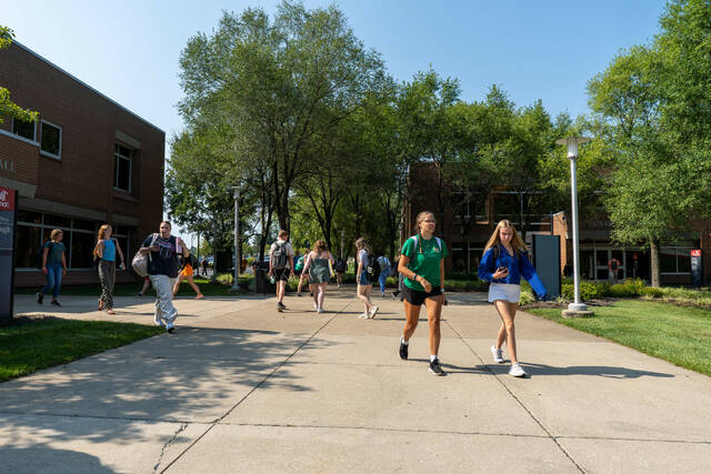 129939120_web1_ucc-fall-1
Students walk on campus on UC Clermonts first day of fall classes, Monday, Aug. 21, 2023. Photo courtesy Danny Kidd.