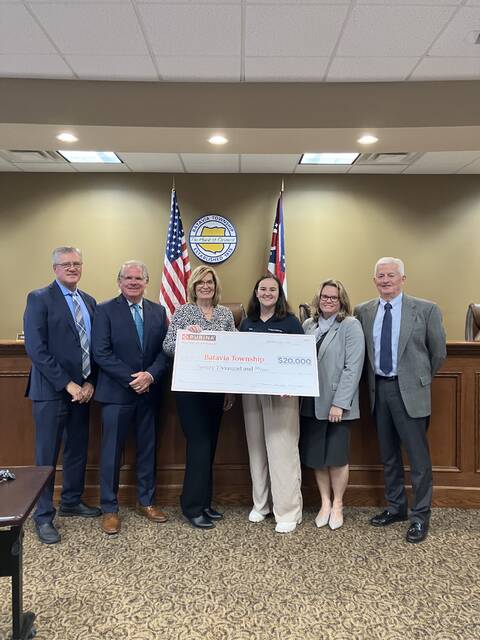 130451881_web1_F261587B
Purina presented the check to Batavia Township on Tuesday, March 5, 2024, at the monthly Trustee Meeting. Photo courtesy Batavia Township.