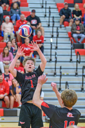 
			
				                                Milford&#146;s Duran Jewett (1) sets the ball for teammate Ayden Brown (10) during an Eastern Cincinnati Conference match May 1, 2025, against Walnut Hills at Milford High School.
                                 Photo by Sun Sports Reporter Jake Dowling

			
		