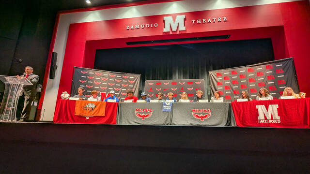 Milford sees 14 athletes continue careers The Clermont Sun Milford sees 14 athletes continue careers The Clermont Sun