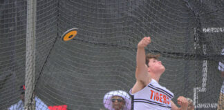 Loveland’s Rez Rokicki throws the disc May 7, 2025, at the Ohio High School Athletic Association State Track and Field Meet at Jesse Owens Memorial Stadium in Columbus. Photo by Sun Sports Reporter Jake Dowling