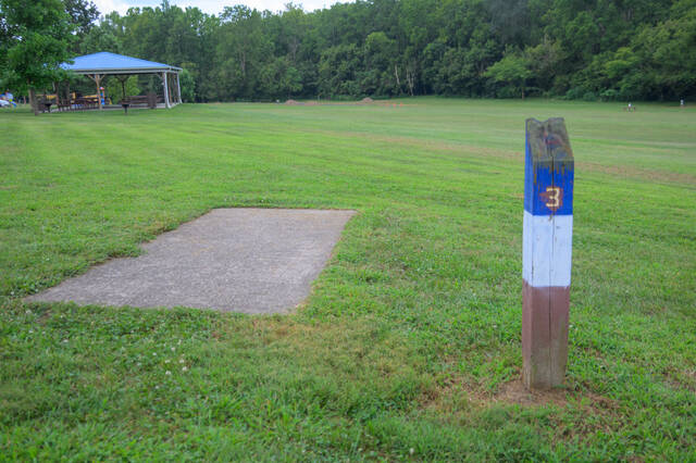 131706240_web1_DSC_7555
Hole No. 3 at the Williamsburg Community Park disc golf course could use an updated hole post and a new concrete pad. The course is in need of several upgrades, Williamsburg native and disc golfer Chris Frey said.
Photo by Sun Sports Reporter Jake Dowling
