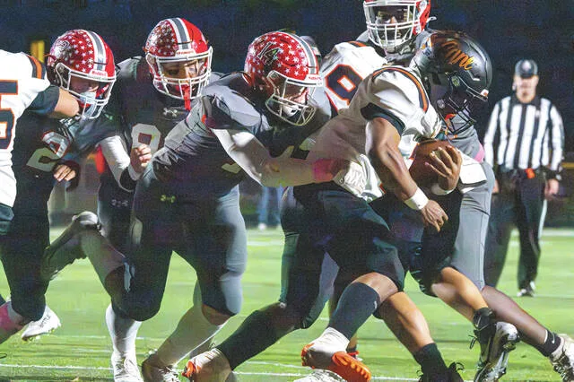 WEEK 9 RECAP: Young, Wolf score 4 times in win over Batavia